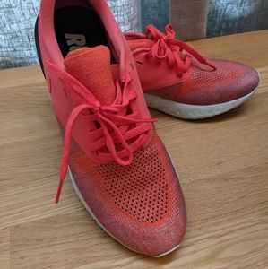 Nike Odyssey React Flyknit 2